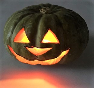 ハロウィンの蜘蛛の巣を手作り 毛糸や切り絵 綿を使った作り方 なんでも情報発信局